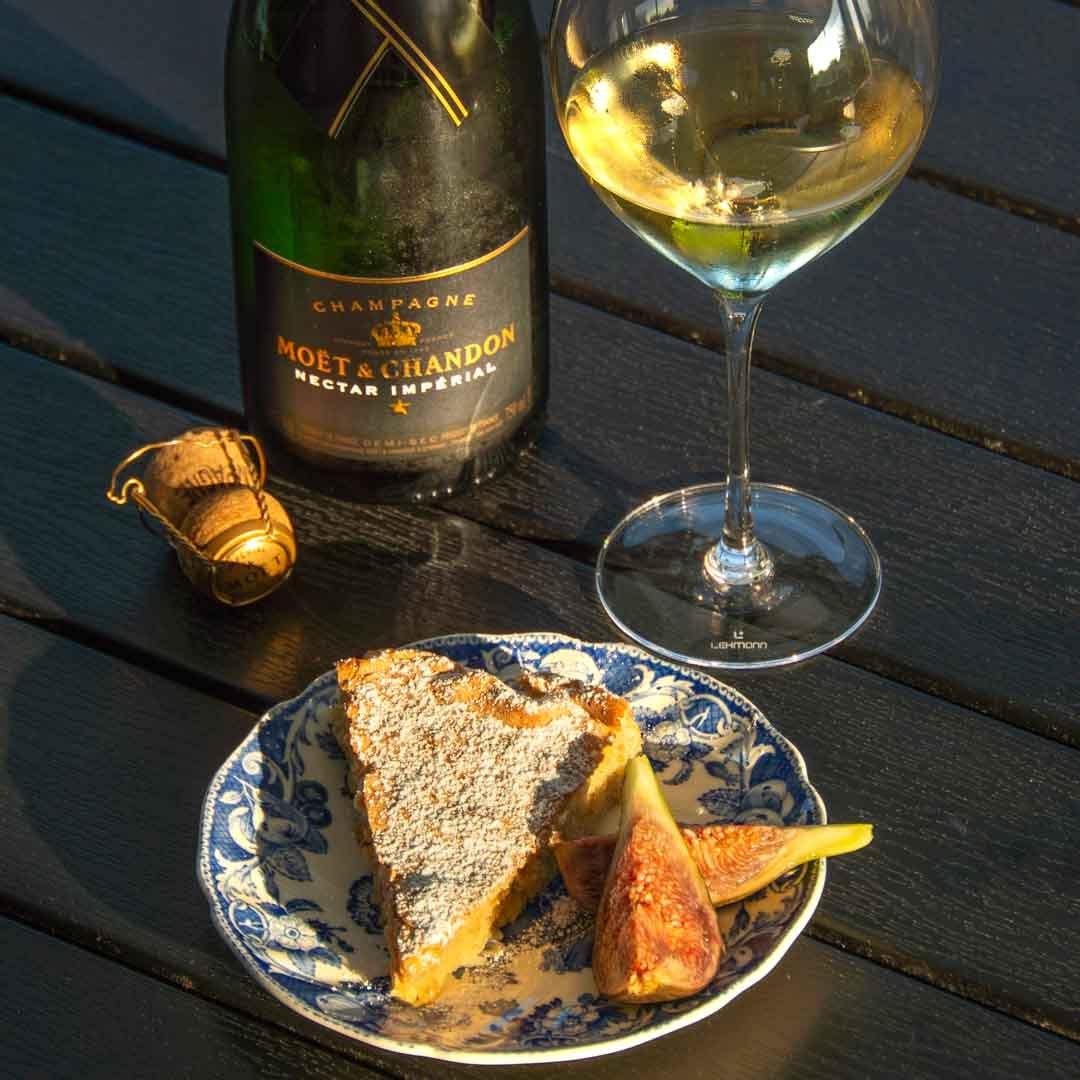Moët & Chandon Nectar Imperial (Dessert) - PremiumBottles