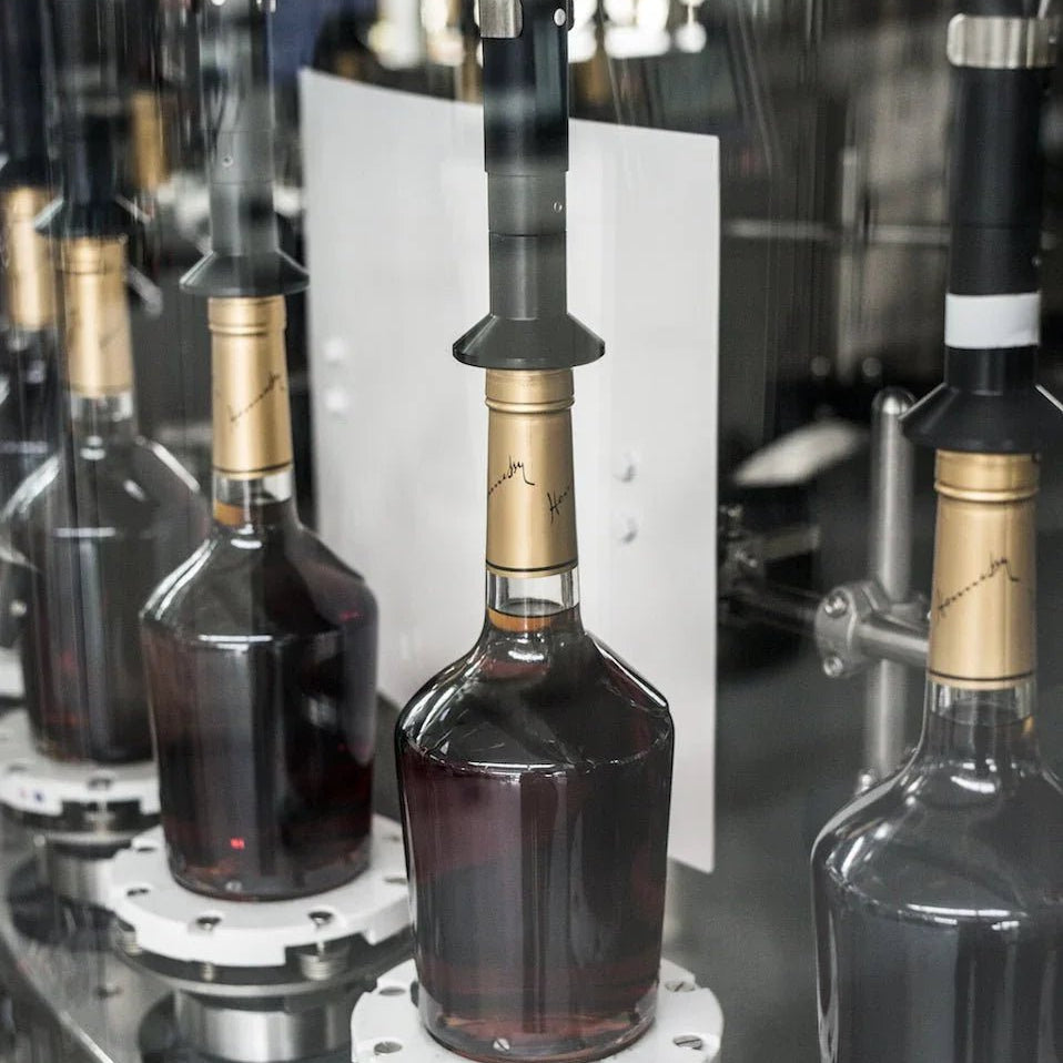 SÅDAN FREMSTILLES HENNESSY COGNAC - PremiumBottles