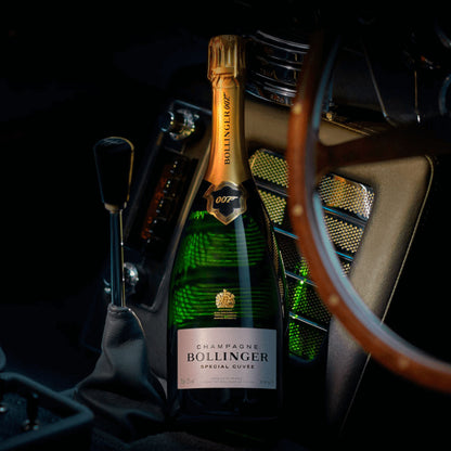 Bollinger Champagne Special Cuvée 007 Limited Edition A View To A Kill, 75 cl. med gaveæske