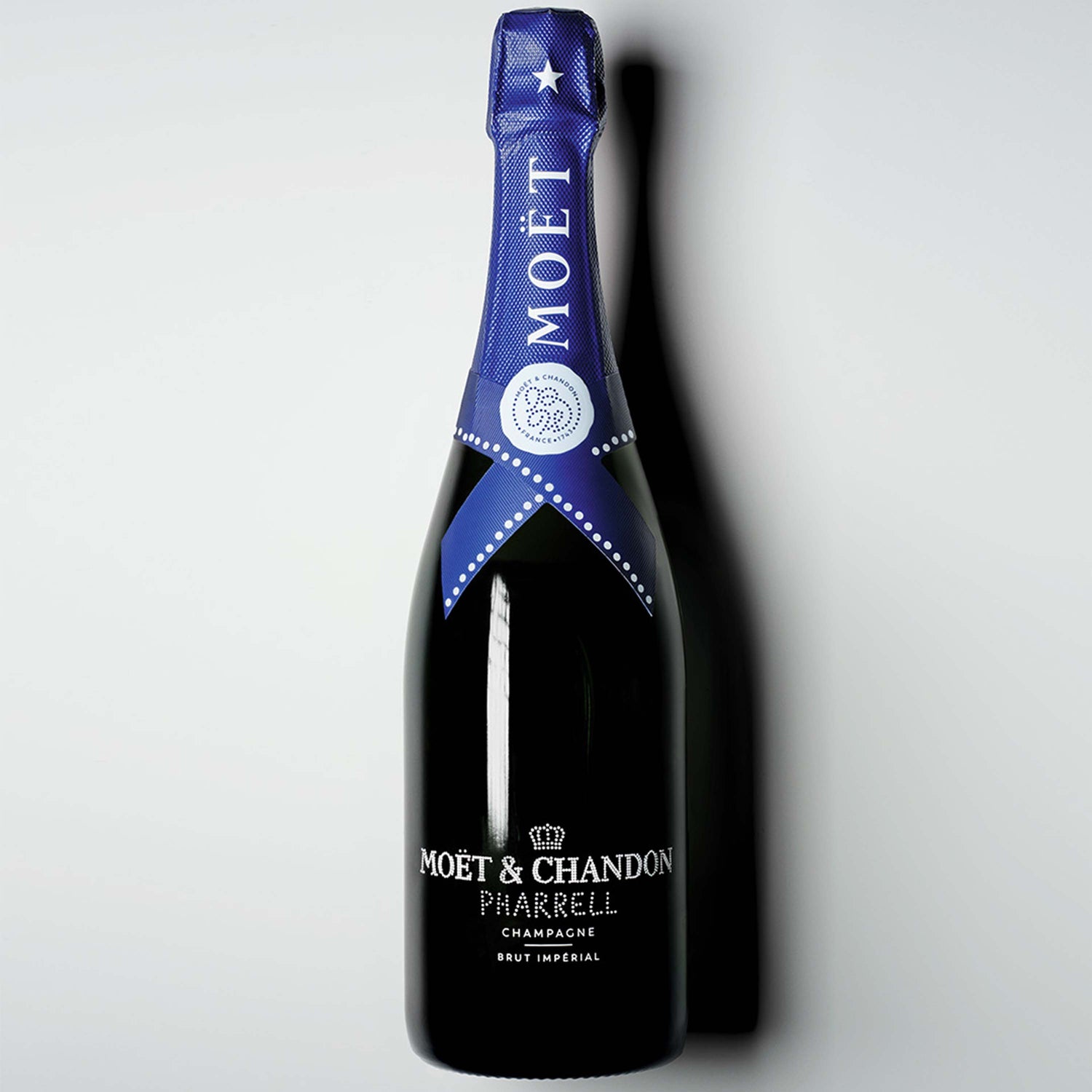Champagne Moët Brut Imperial X Pharrell 75 cl. med gaveæske