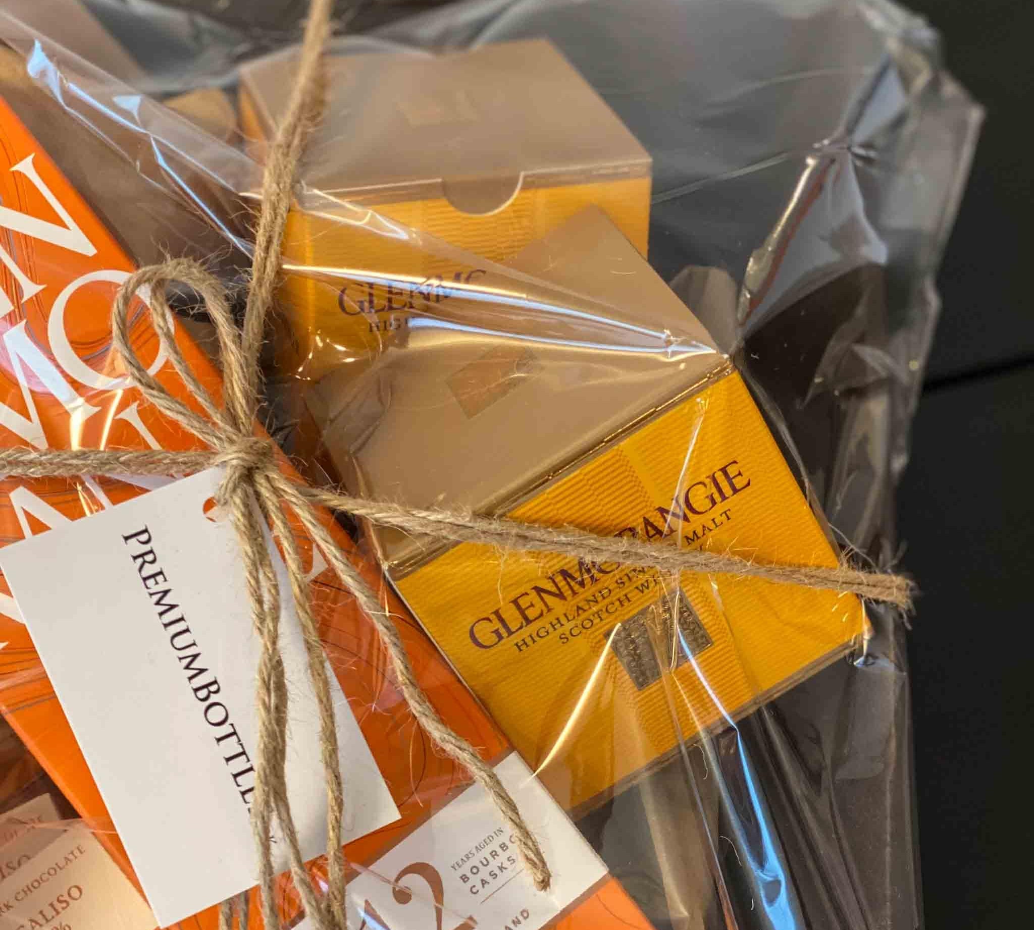 The Art Of Gifting Glenmorangie Whisky købmandskurv - PremiumBottles